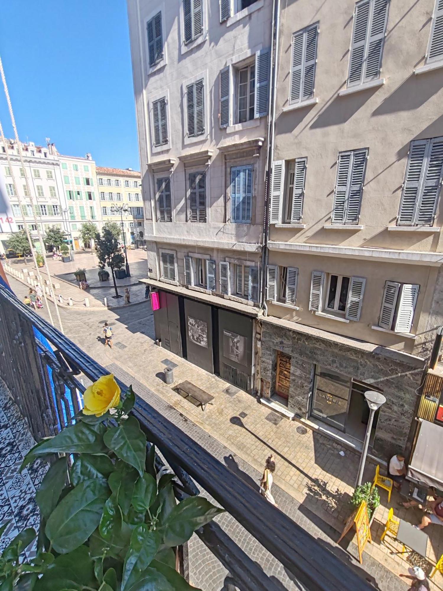 Apartamento T3 Grand Balcon Au Coeur Du Vieux Port Marsella Exterior foto